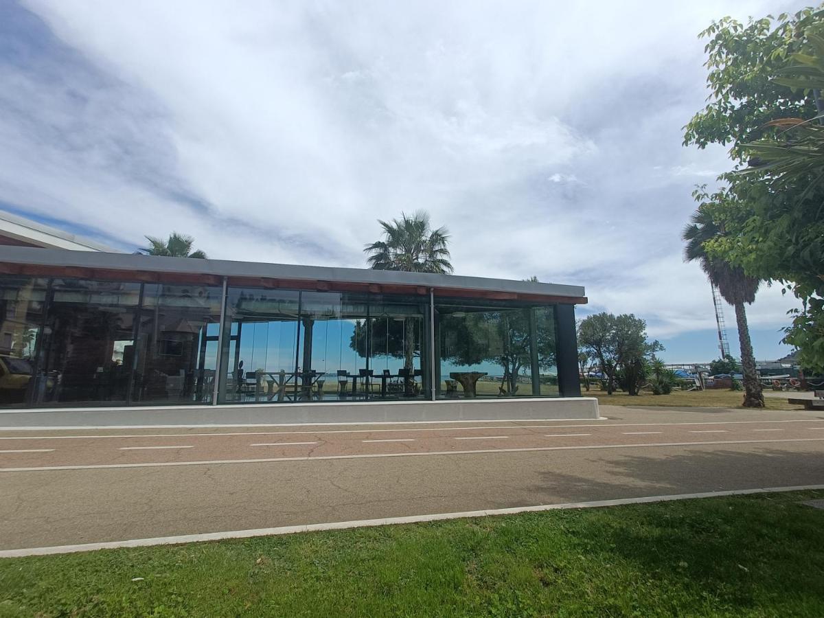Casa Vacanze Via Nizza 57 Zinola-Wifi Savona Exterior photo