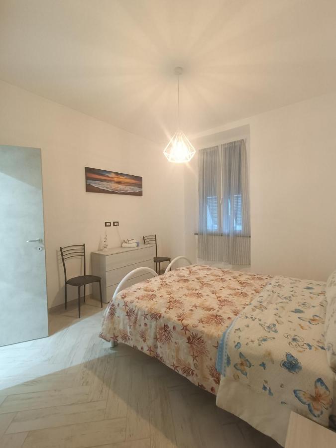 Casa Vacanze Via Nizza 57 Zinola-Wifi Savona Exterior photo