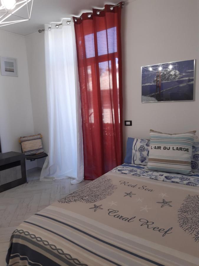 Casa Vacanze Via Nizza 57 Zinola-Wifi Savona Exterior photo
